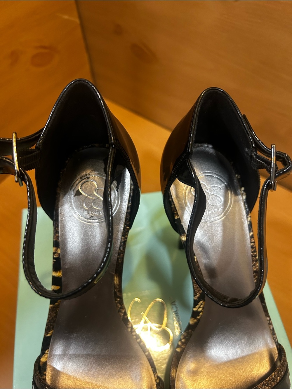 essica Simpson Kassia Snake Print Patent Ankle Strap Heels Size 9 - Picture 4 of 6
